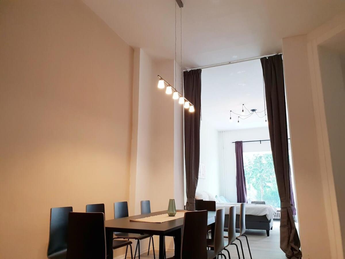 Family Apartment Moabit Berlin Kültér fotó
